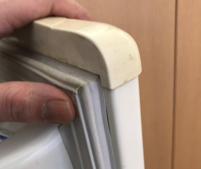 冷蔵庫のドアパッキン